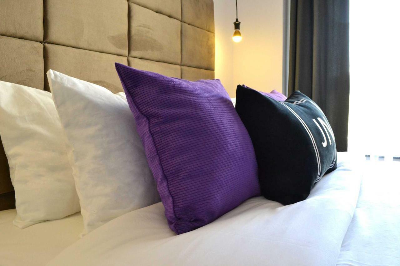Jn Boutique 4*